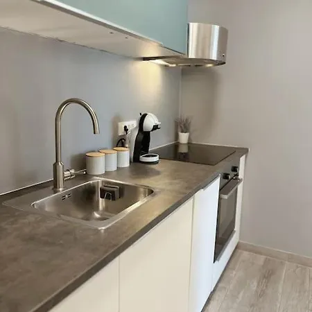 Lovely 1 Bedroom Near With Private Parking Dubrovnik